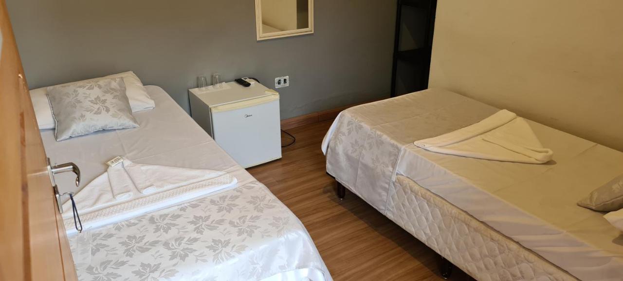 סאו סבסטיאו Hotel Veleiro מראה חיצוני תמונה